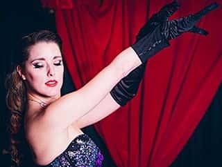 Burlesque Dance Classes – Beginners