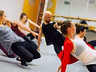 Contemporary Dance Classes – Intermediate